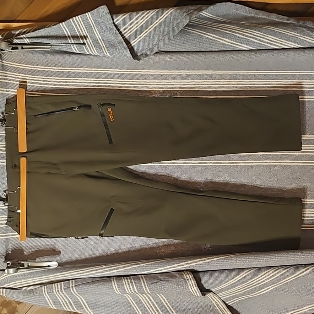Nonwe Snow Pants - M - Waterproof, insulated.
